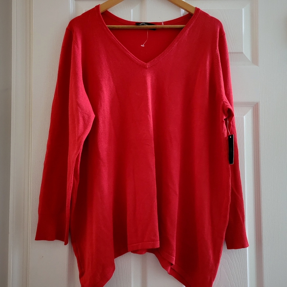 Lyn Cayenne Red v neck sweater new with tag